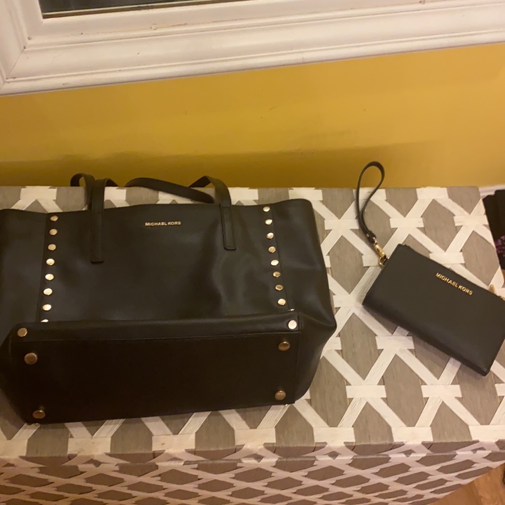 Michael Kors Black & Gold Bag AND matching MK WALLET!  Set!!!